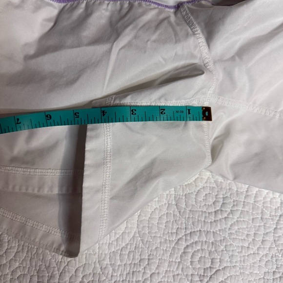 Lululemon Athletica White Athletic Shorts Lightweight Performance - Picture 10 of 11